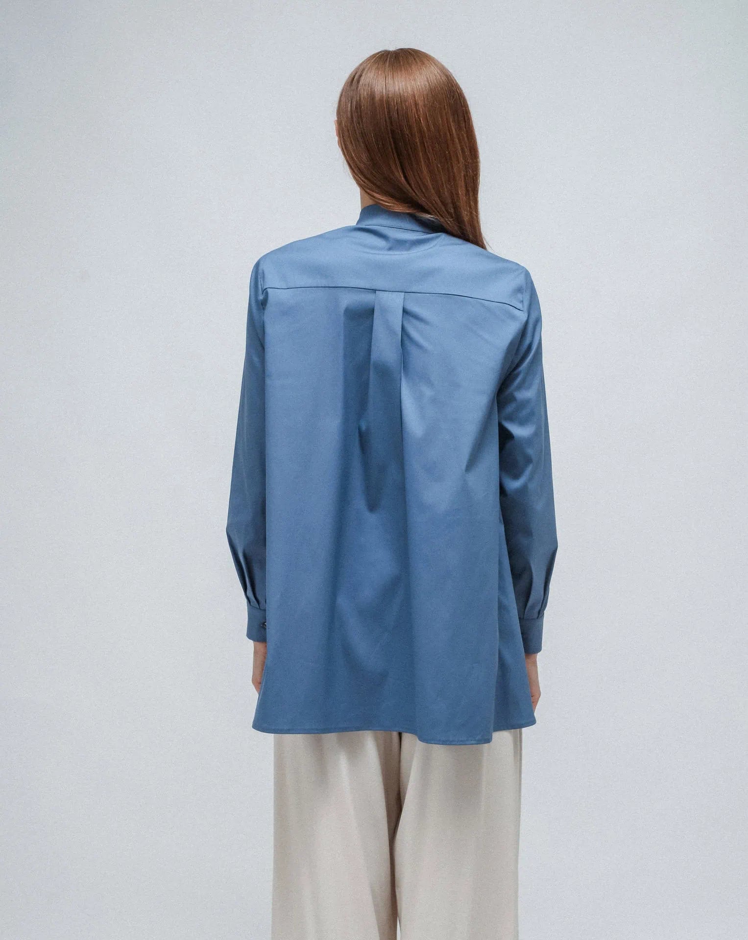 Camisa coreana larga azul claro
