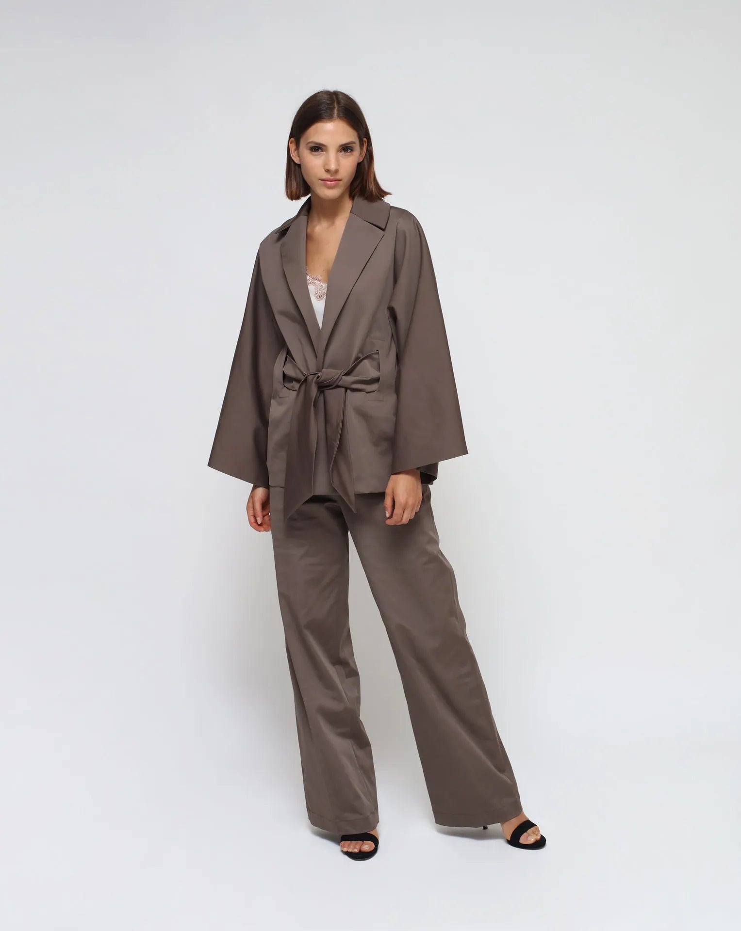 <tc>El conjunto kimono</tc>