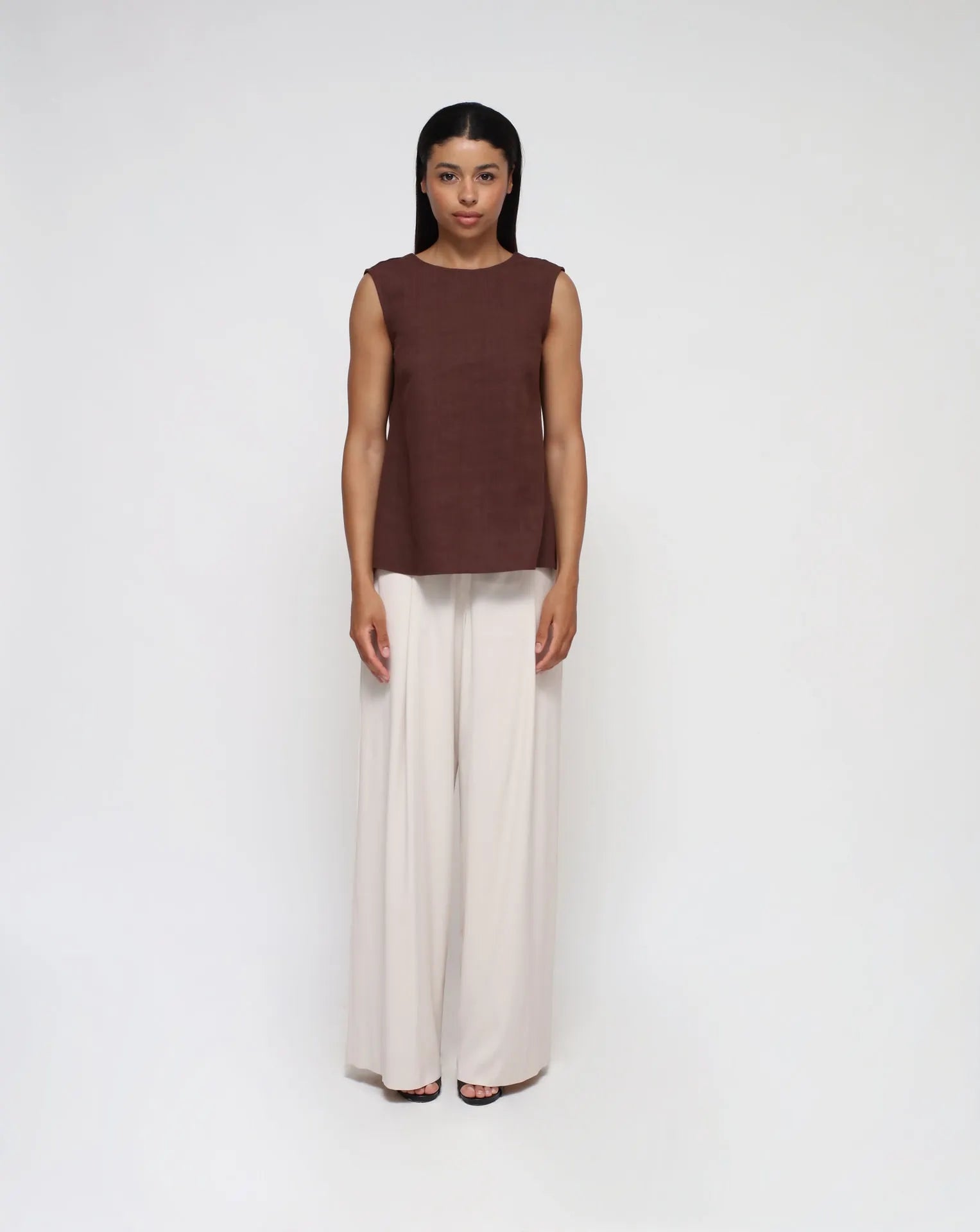 <tc>Top con espalda en V</tc>