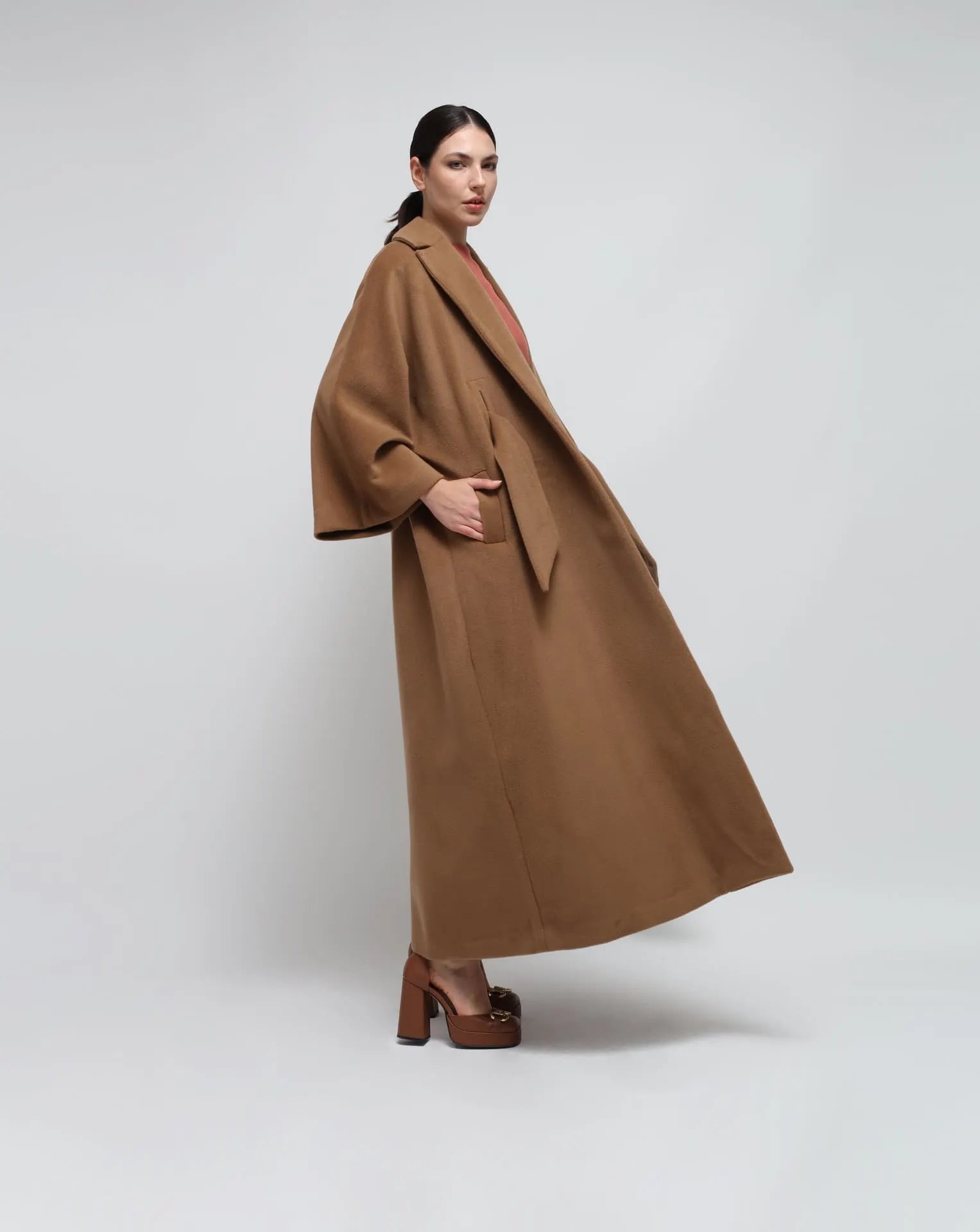 Cappotto di kimono lungo cammello