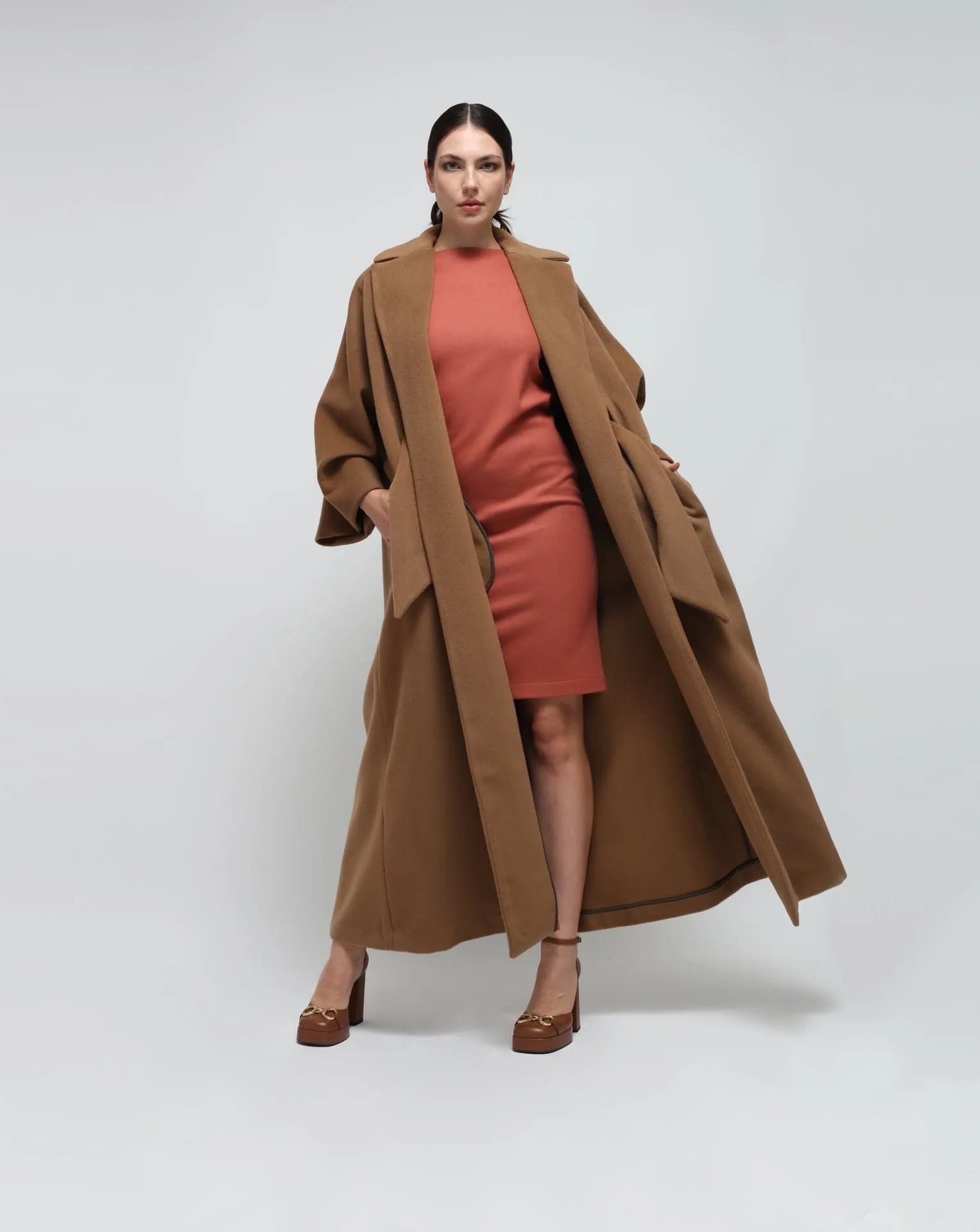 Cappotto di kimono lungo cammello