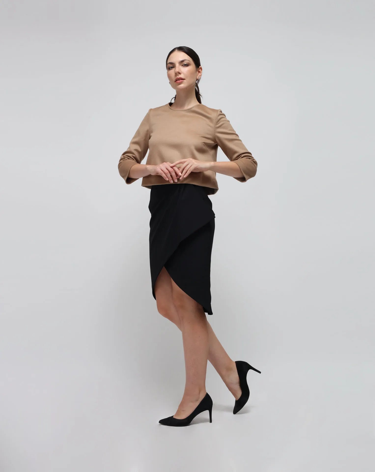 <tc>Falda lápiz negra</tc>