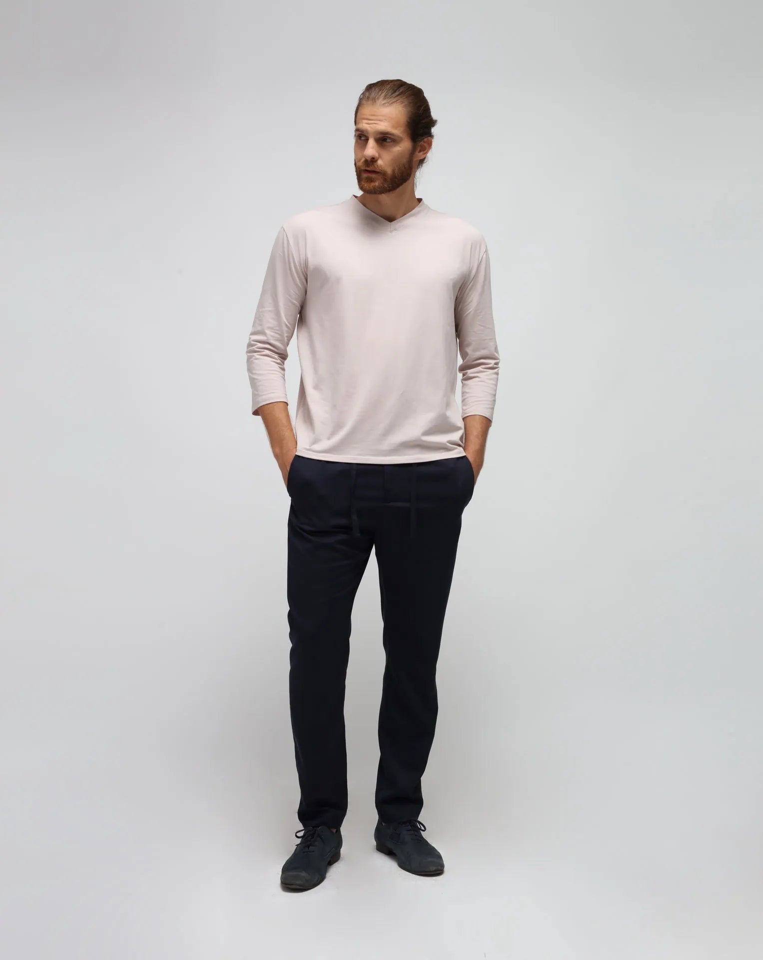 T-shirt a V Cream V.