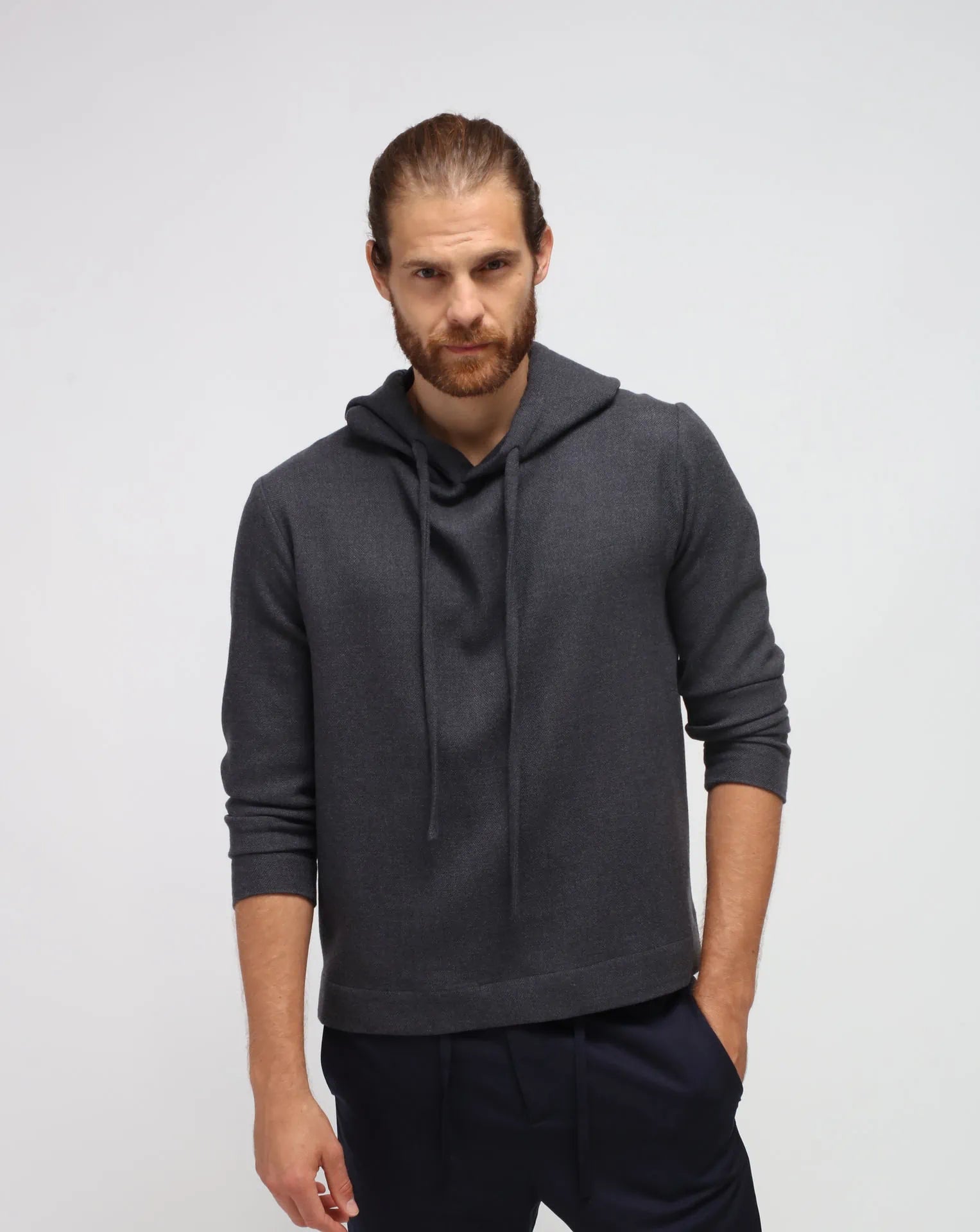 <tc>Sudadera con capucha gris de cachemira mixta</tc>