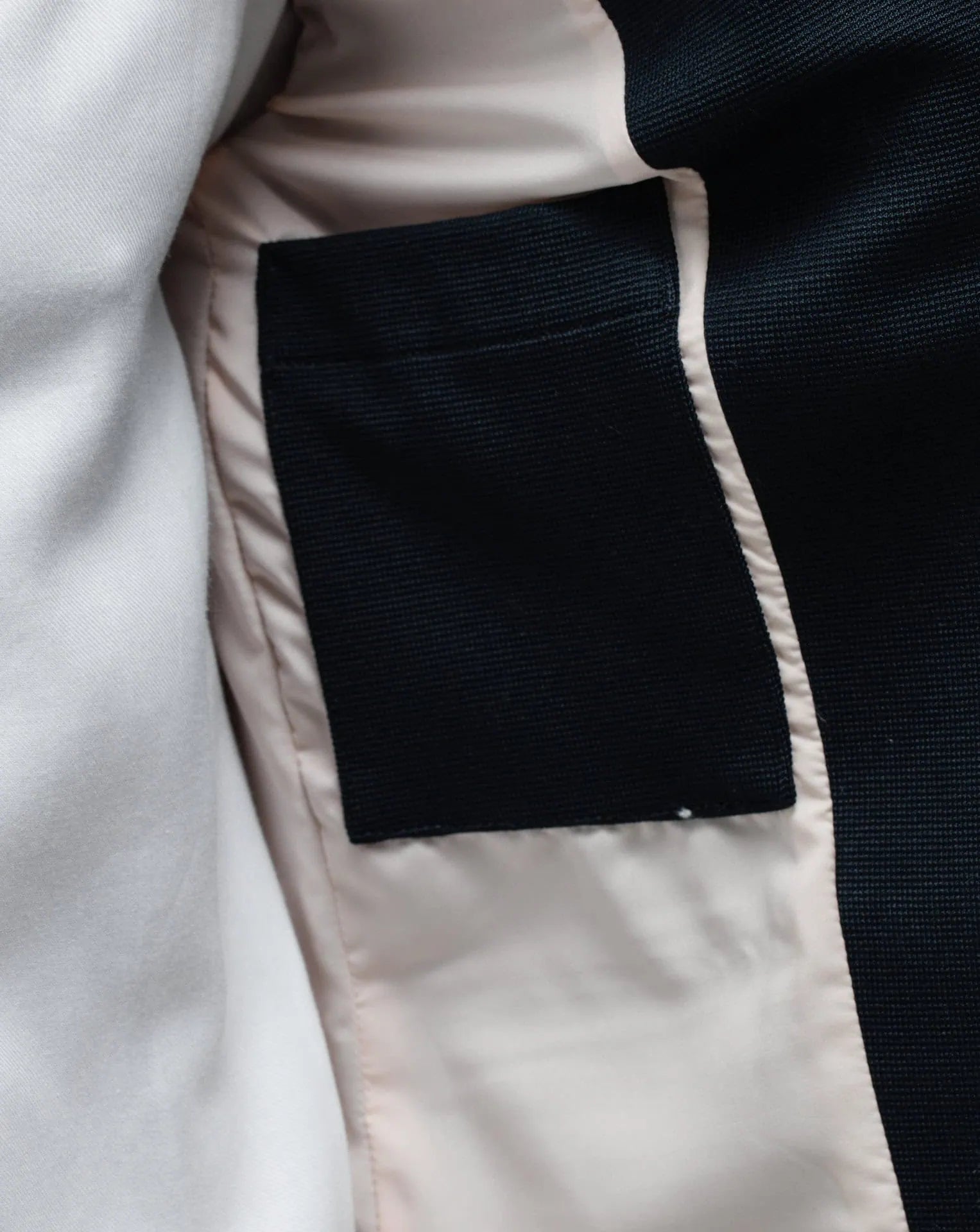Veste à bouton bleu marine à Punto Milano