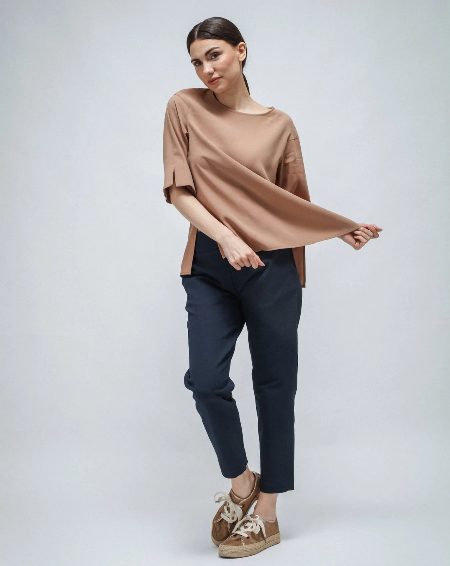 Cupro shirt in nude color